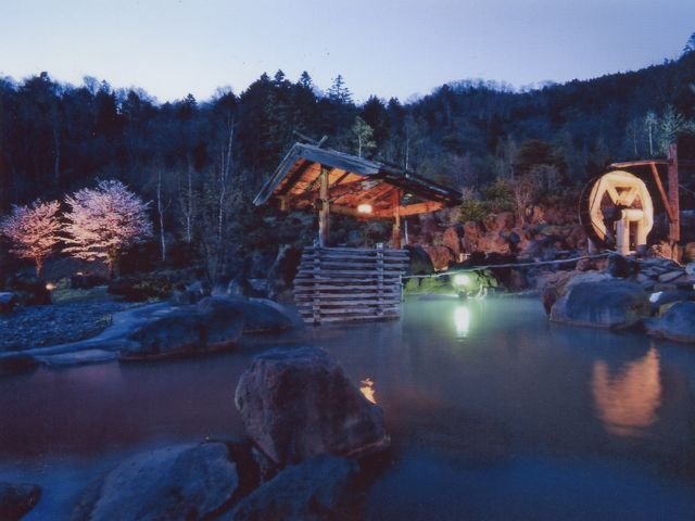 Sapporo’s Hot Springs Paradise: A Guide to Jozankei Onsen