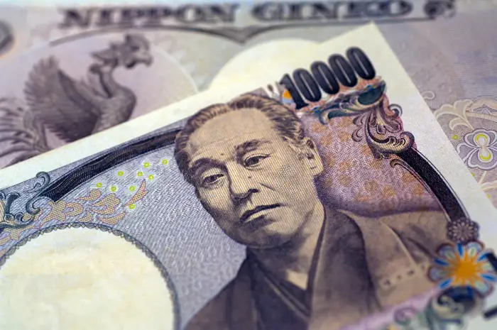 Historically Low Yen: Challenges Faced by Japan’s